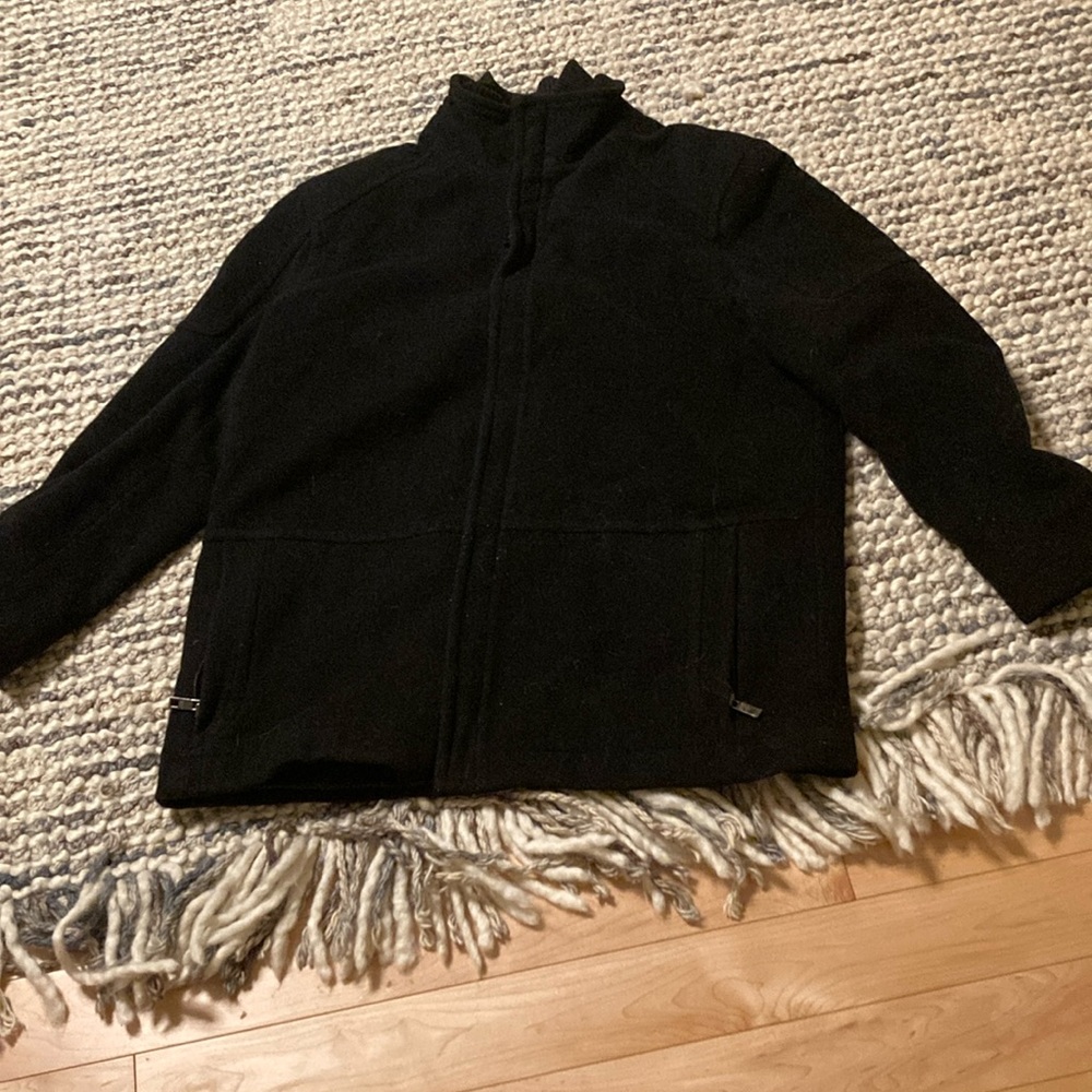 This comfortable coat has two pockets I know you will love this coat